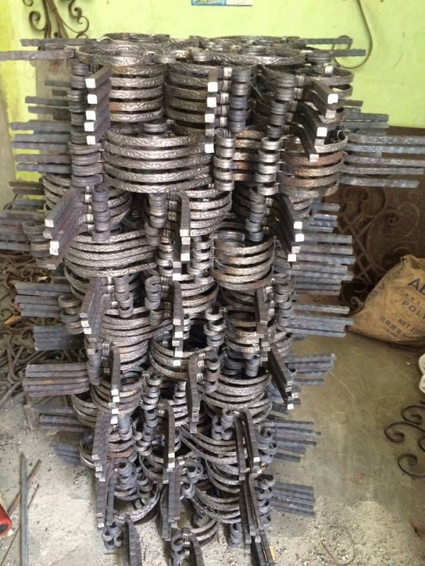 Bán phụ kiện sắt mỹ thuật tại Đà Nẵng