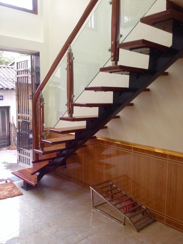 Cầu thang xương cá đẹp Đà Nẵng