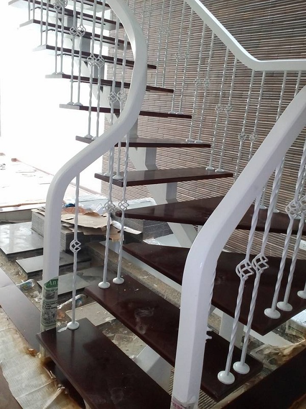Cầu thang xương cá tại Đà Nẵng
