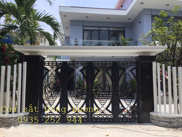 Cổng sắt CNC Đà Nẵng