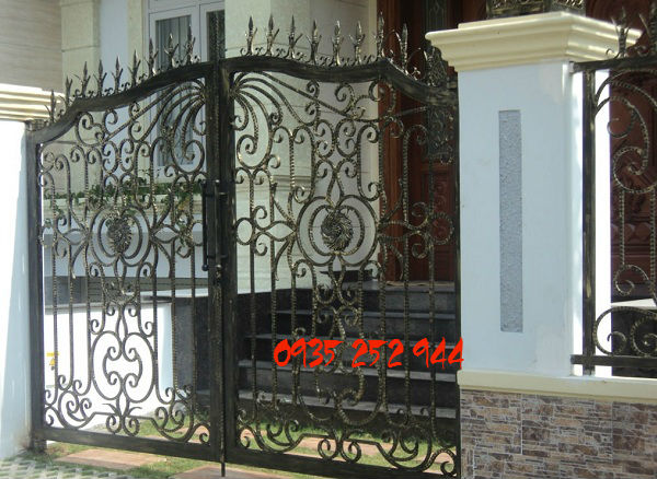 Cổng sắt mỹ thuật tại Đà Nẵng