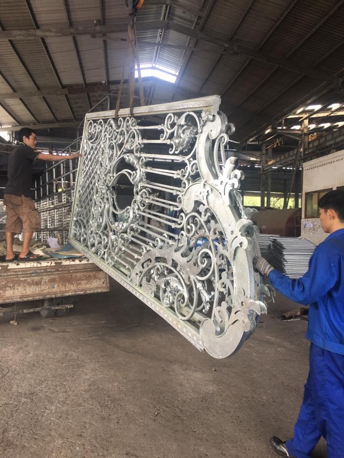 “Update” nơi làm cửa cổng sắt Đà Nẵng đẹp không sợ lỗi mốt