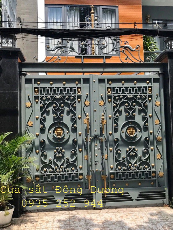 Cửa cổng sắt nghệ thuật Đà Nẵng