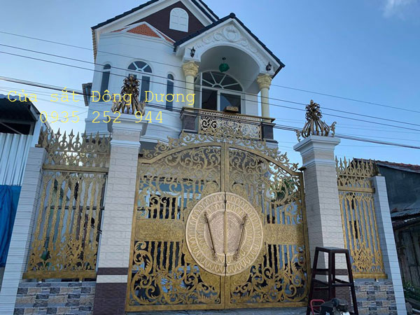 Cửa cổng sắt tại Đà Nẵng