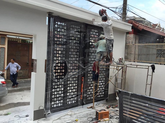 Lắp đặt cửa cổng tự động đẹp tại Đà Nẵng