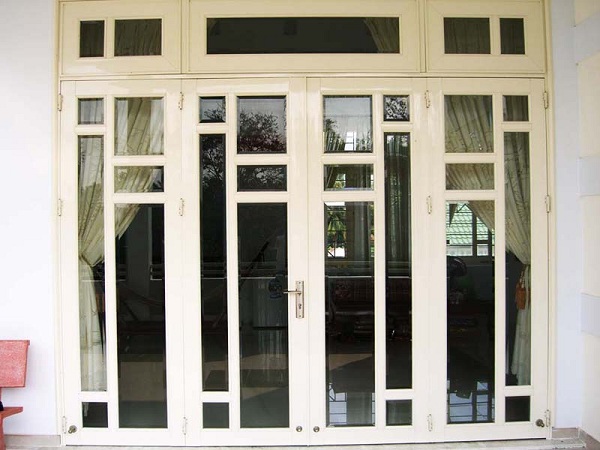 Cửa sắt giả gỗ