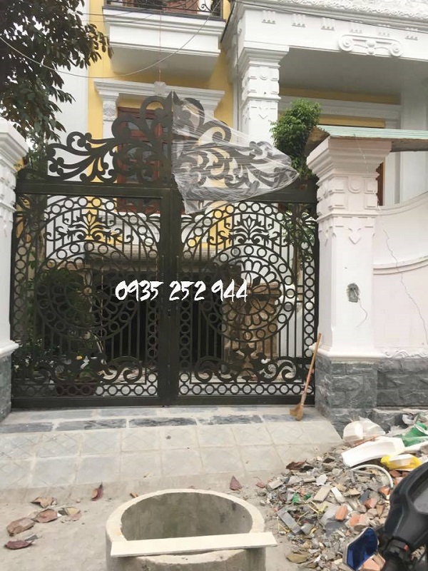 7 bộ cửa sắt đẹp “làm mưa làm gió tại Đà Nẵng” năm 2018