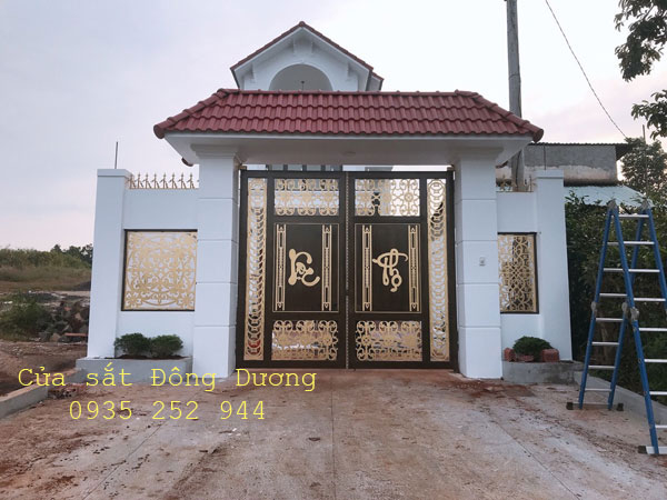 Cửa sắt giá rẻ Đà Nẵng