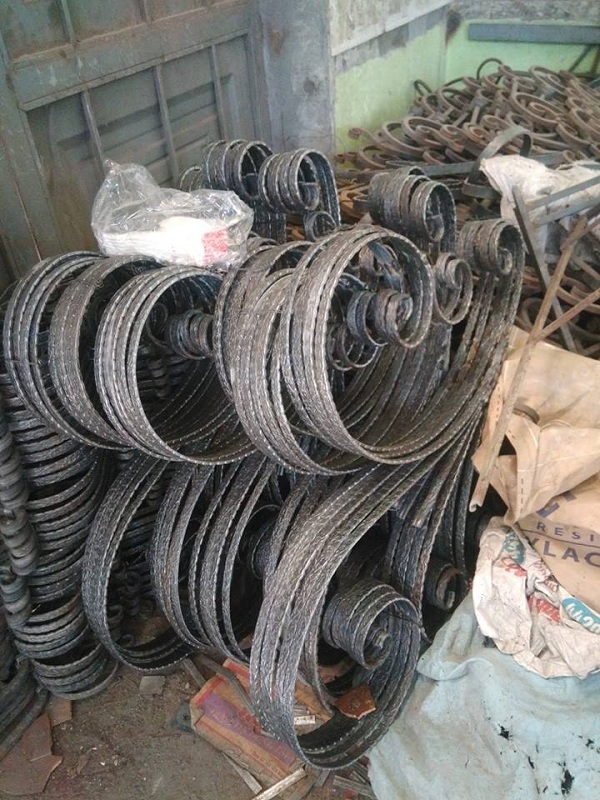 Làm phụ kiện sắt mỹ thuật Đà Nẵng