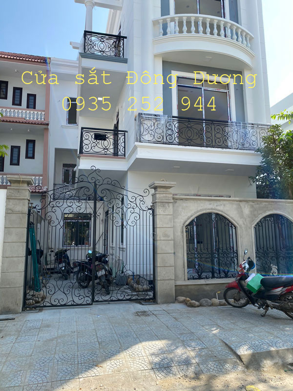 Lan can ban công sắt mỹ thuật Đà Nẵng