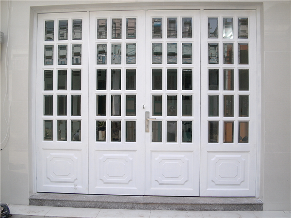 Mẫu cửa sắt giả gỗ giá rẻ Đà Nẵng