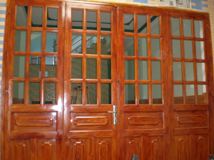 cửa sắt giả gỗ đà nẵng