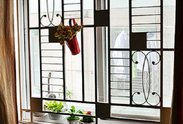 Thi công cửa sổ sắt