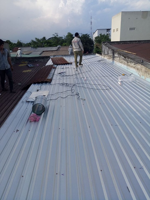 Thi công mái tôn tại Đà Nẵng